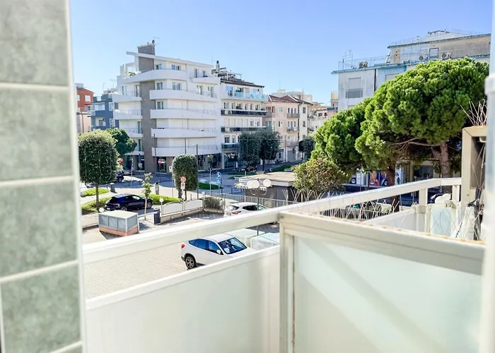 Liam Leo By Ca-sa Check Apartment